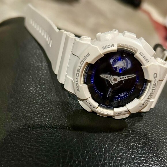 Casio G-Shock Watch - Picture 2 of 2